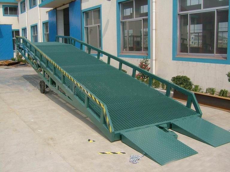 万宁登车桥厂家
